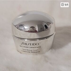 Shiseido Bio-Performance Glow Revival Cream